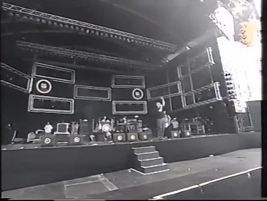 The Offspring - interview & live at Pinkpop, Landgraaf (The Netherlands) June 4th, 2001