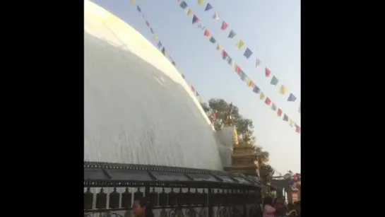 Swayambunath Stupa. 
Один из самых известных центров силы в Непале – буддийская ступа  Сваямбунатх, расположена на Холме Обезьян