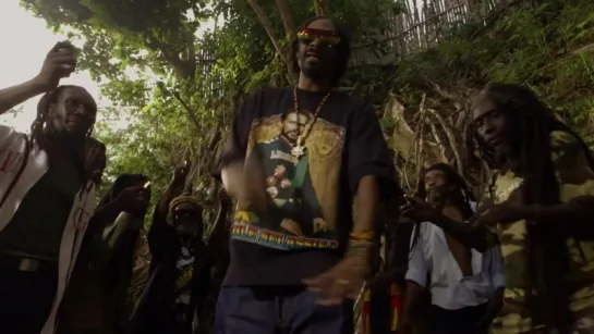 Snoop Lion - Lighters Up ft. Mavado, Popcaan