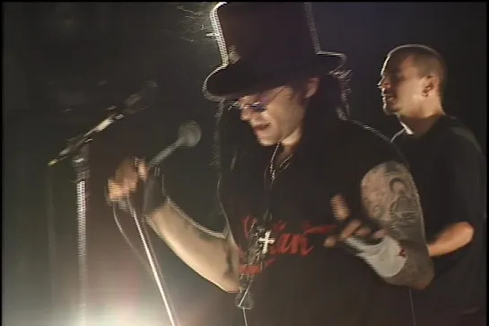 Ministry - Thieves Live (2002)