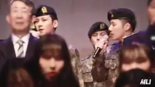 [201118] Сонгю с актерами мюзикла "Sinheung Military Academy" на "Arirang Hangil Concert". (cr.wook_c1)