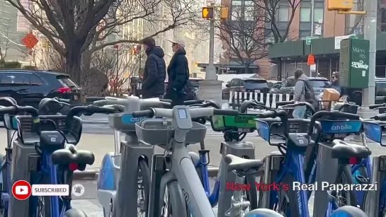 Robert Pattinson and Suki Waterhouse in NYC, 29.12.2022