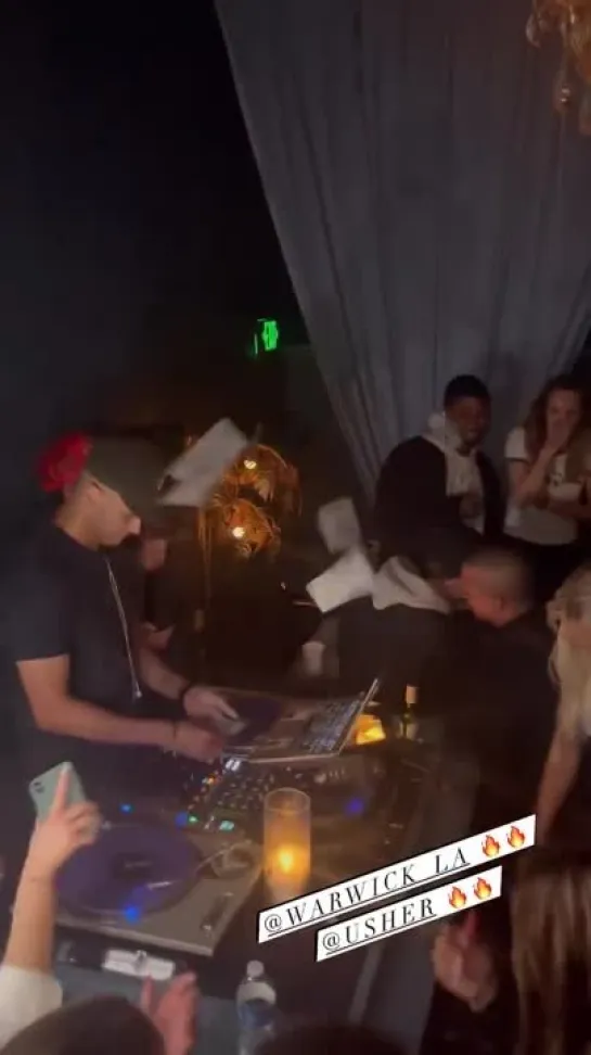 Robert Pattinson, Suki Waterhouse and Usher at Warwick Club in LA, 05.03.2022