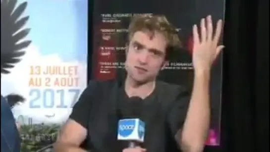 Snippet of Space Channel interview w/#RobertPattinson & the Safdies