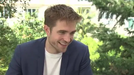 INTERVIEW with Associated Press: Robert Pattinson Talks Childhood Relationship with his Sisters