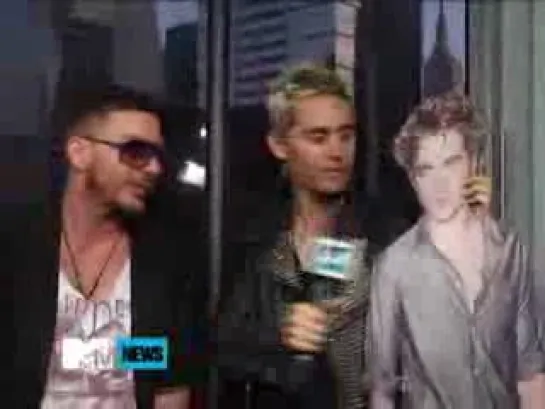 30 Seconds To Mars Bring Robert Pattinson Into Their Interview