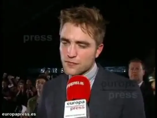 Rob Interview with Europapress at the Barcelona Premiere, 17.11.2011