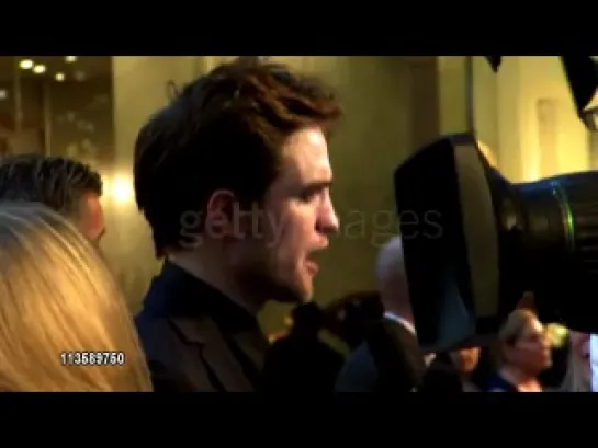 2)Robert Pattinson at the Water for Elephants UK Premiere in London