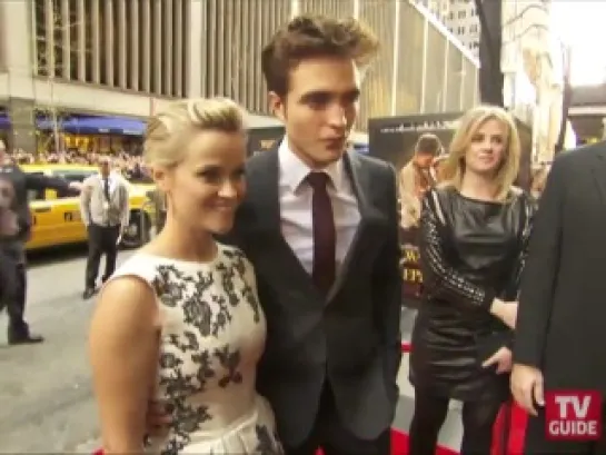 TV Guide:Interview with Rob & Reese at the Water for Elephants Premiere