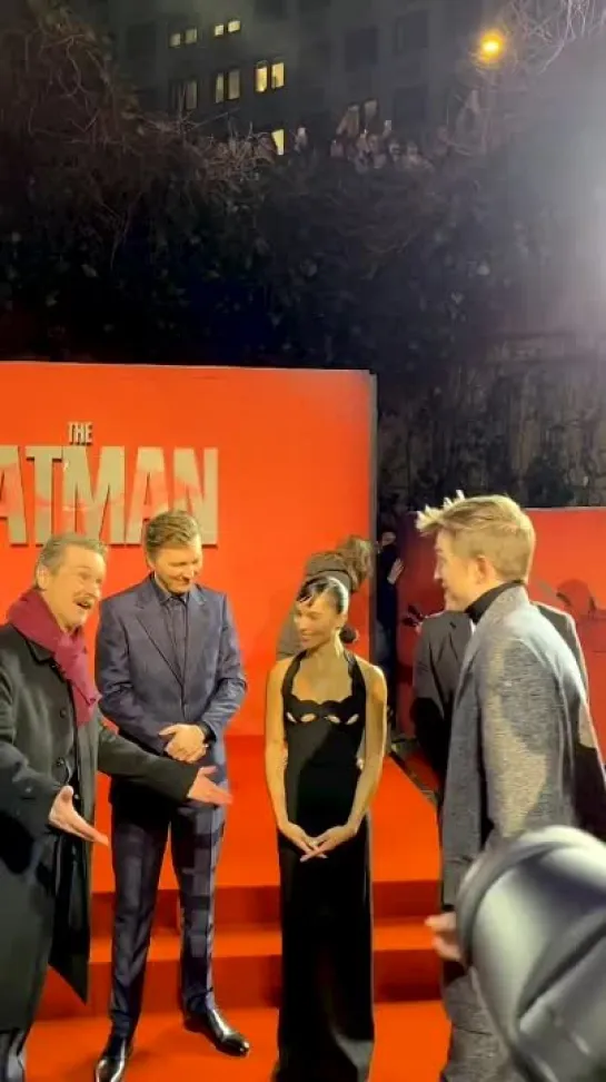 Rob and Zoë greeting Matt at #TheBatman London premiere, 23.02.2022