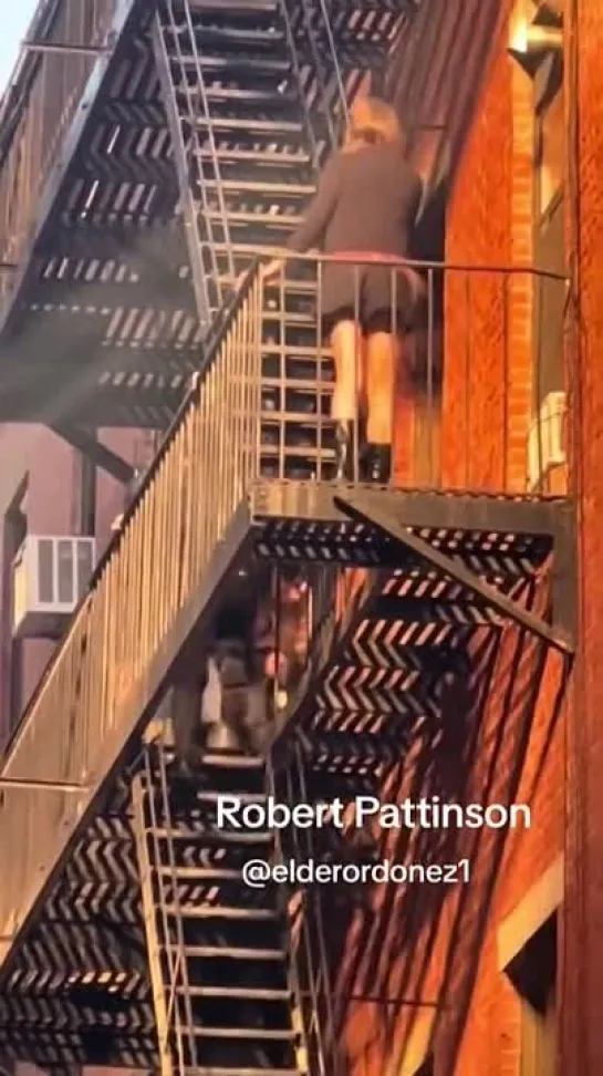 Robert Pattinson filming a Dior commercial in NYC, 21.02.2024