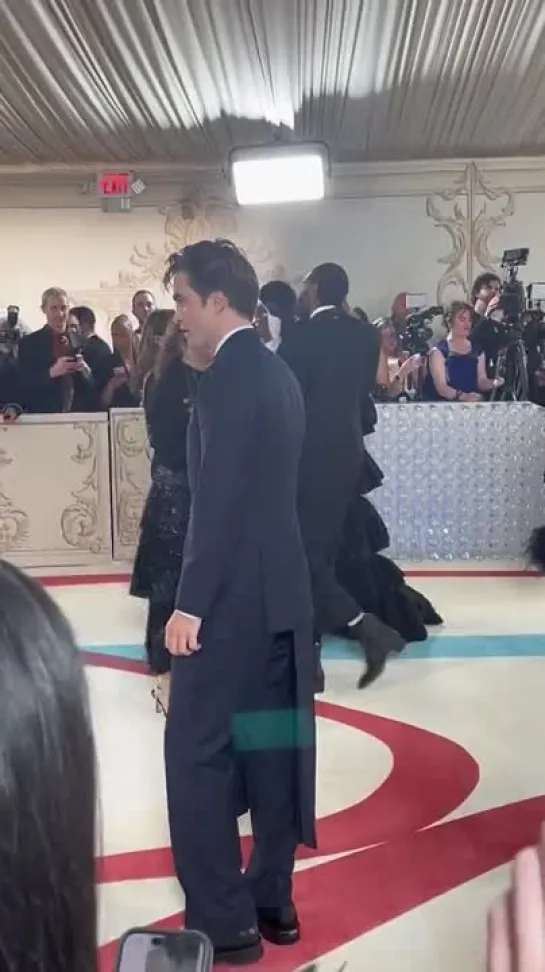 Robert Pattinson at the #MetGala, 01.05.2023