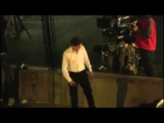 Robert Pattinson filming Cosmopolis 29.06.2011 (SPOILER)