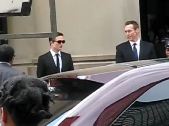 Robert Pattinson, Cosmopolis set, Toronto, on - june 12, 2011-1