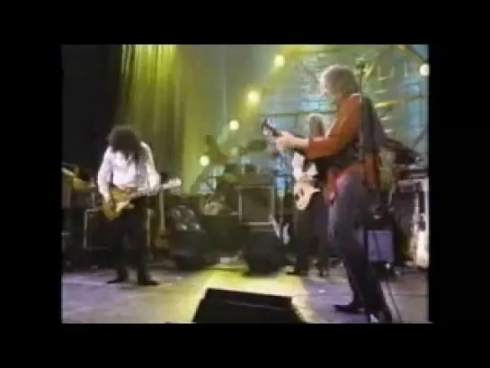 Zeppelin & Neil Young - When The Levee Breaks