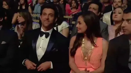 Hrithik Roshan dancing at IIFA Movies 2014 (Full Show)