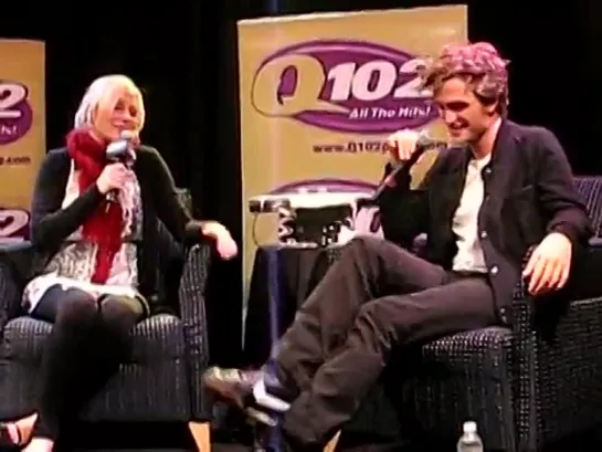 ИН08/Robert Pattinson Interview with Q102