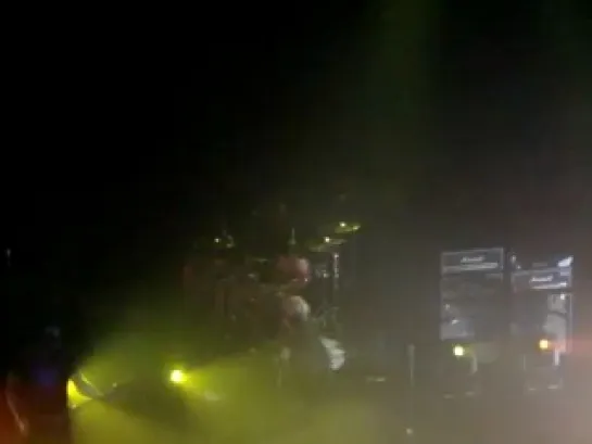 The Pretty Reckless - Factory Girl (En Chile, 1 de Agosto 2012)