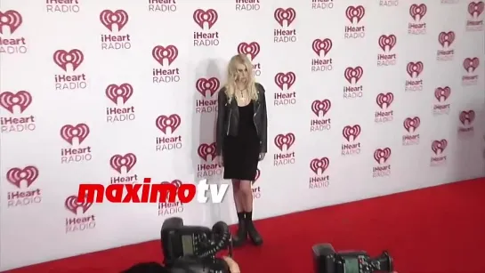 Taylor Momsen на iHeartRadio Music Festival | Red Carpet