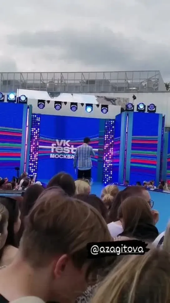 Алина на синей дорожке VK Fest 🤩