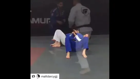 Pass guard & Submission