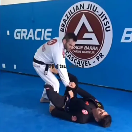 Instagram video by Jiu-jitsu _ Arte Suave