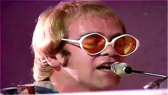 Elton John - Crocodile Rock (Live at the London Palladium 1972)