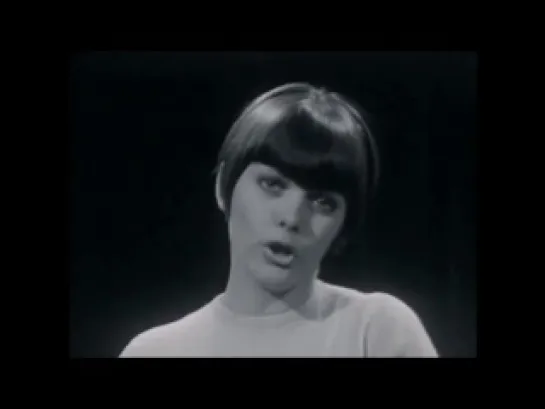 Mireille Mathieu - Paris En Colère (1966)