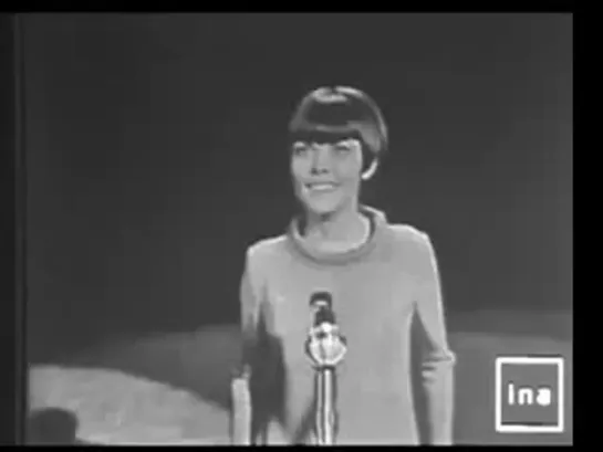 Mireille Mathieu - Ils S'Embrassaient (1966)