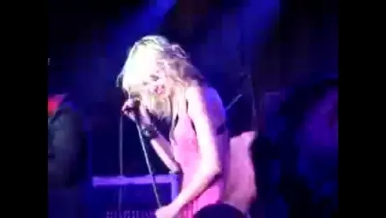 Taylor Momsen turns 16!