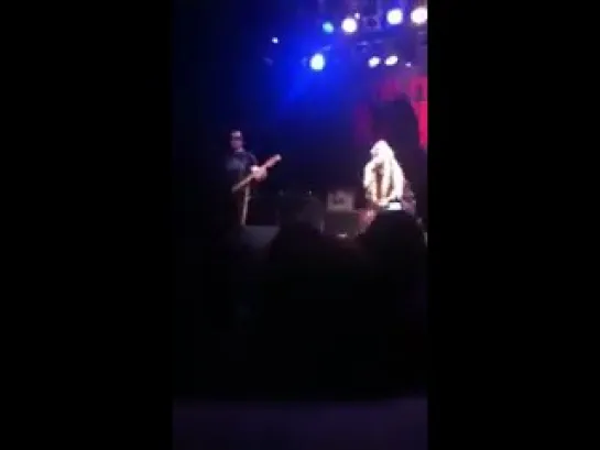 The Pretty Reckless - Goin' Down (Phoenix Concert Theatre,Toronto,4 апреля 2012)