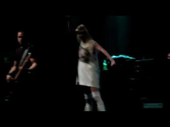 he Pretty Reckless - Make Me Wanna Die (Columbus, OH,Newport Music Hall) 31 марта 2012