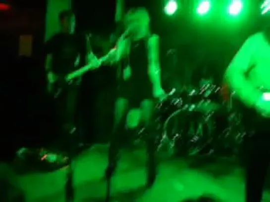 The Pretty Reckless - Miss Nothing (1 апреля 2012: Frankies Innercity) Toledo, Ohio