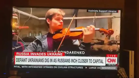 CNN Live  — ViolinistsSupportUkraine!