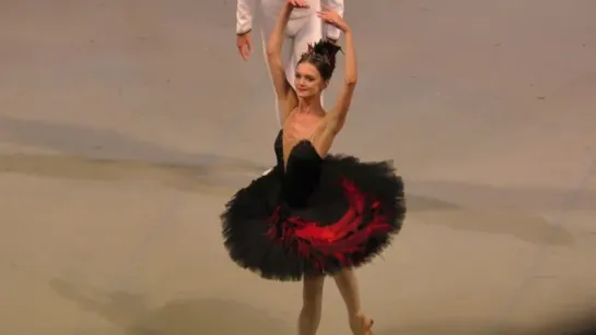 Andrea Lassakova debut in Swan Lake Act II Odile Entree and PDD