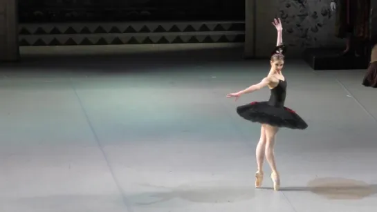 Swan Lake - Vorontsova and Latypov. Odile's variation and fouette