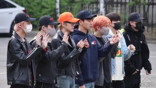 [VK][180420] MONSTA X arriving at Music Bank @ 147Company