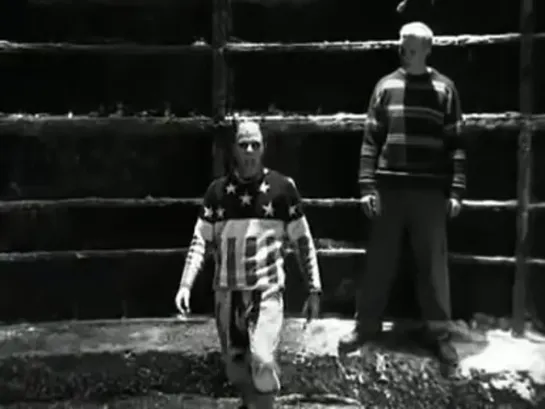 The Prodigy - Firestarter (Official Video)