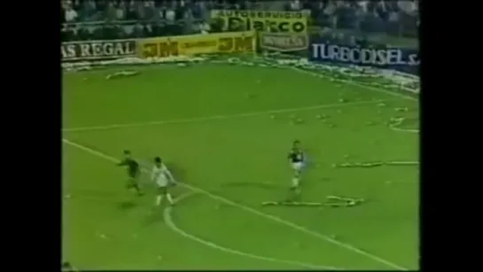 Newells Old Boys vs. Club Nacional de Football 1988