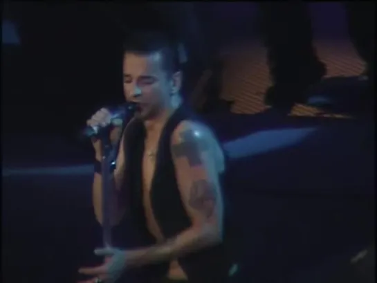 Depeche Mode - Policy Of Truth live at Anaheim 2005