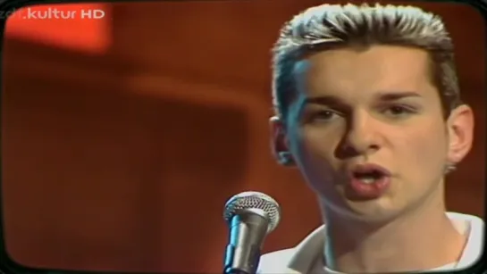 Depeche Mode - Shake The Disease  (P.I.T. ZDF 1985)