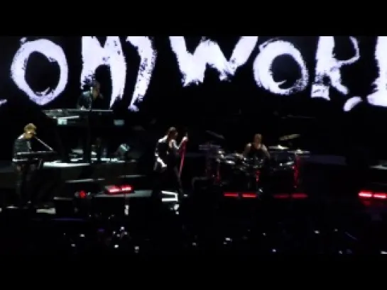 Depeche Mode - Welcome To My World (Moscow, Olimpiysky 07.03.14) www.depmode.com