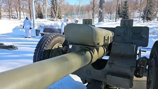 День защитника отечества на набережной в Самаре. Онлайн трансляция.