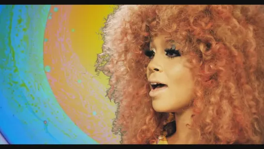 LION BABE - The Wave ft. Leikeli47