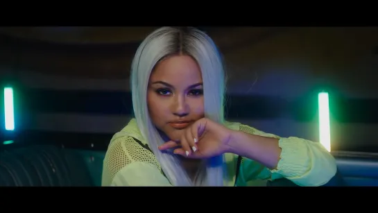 Kat DeLuna - Last Night In Miami