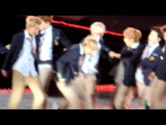 [FANCAM] 130901 EXO @ Korean Music Wave - Growl (Luhan focus)