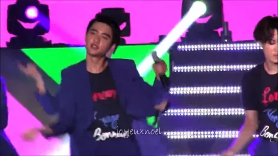 [FANCAM]150814 @ DMZ Peace Concert EXO - LOVE ME RIGHT (D.O. Focus)