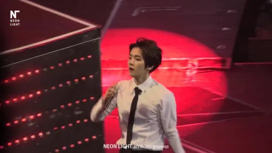 [NEON LIGHT] 160123 FANCAM EXOluXion in MANILA DAY 1 - BYUN BAEKHYUN LET OUT THE BEAST FOCUSED