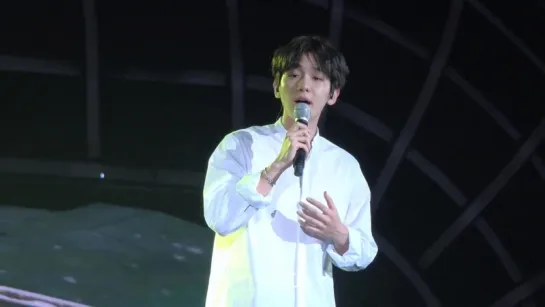 [FANCAM] 151227 EXO Baekhyun - Like Music Like Rain @ SBS Gayo Daejun (2)