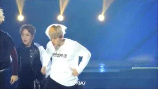 151202 MAMA - Lightsaber (BAEKHYUN FOCUS)